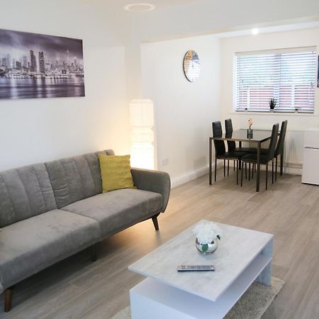 Gorgeous Ground Floor Apartment + Free Parking Manchester Ngoại thất bức ảnh