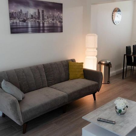 Gorgeous Ground Floor Apartment + Free Parking Manchester Ngoại thất bức ảnh