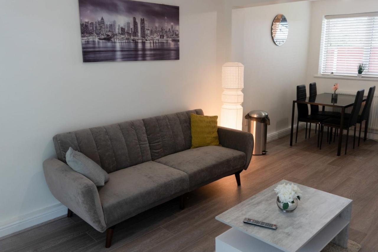 Gorgeous Ground Floor Apartment + Free Parking Manchester Ngoại thất bức ảnh